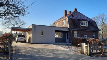 aanbouw straatzijde